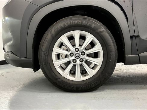 Used 2025 Toyota Grand Highlander AWD image 11