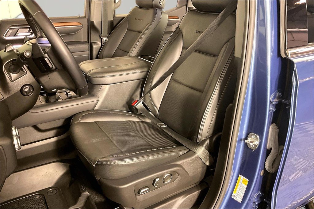 Used 2025 GMC Sierra 1500 Denali AWD/4WD image 19