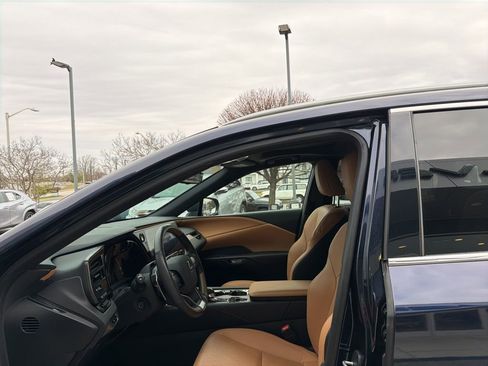 Certified 2023 Lexus RX 350 w/ Accessory Package (2T) image 44