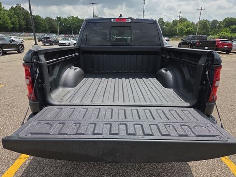 New 2026 RAM 1500 Warlock AWD/4WD image 8