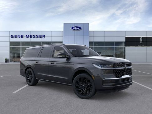New 2026 Lincoln Navigator L Reserve AWD/4WD image 20