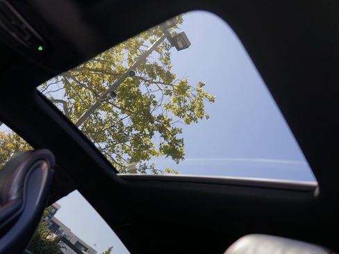 Used 2021 Audi RS 5 w/ Black Optic Carbon Package image 28