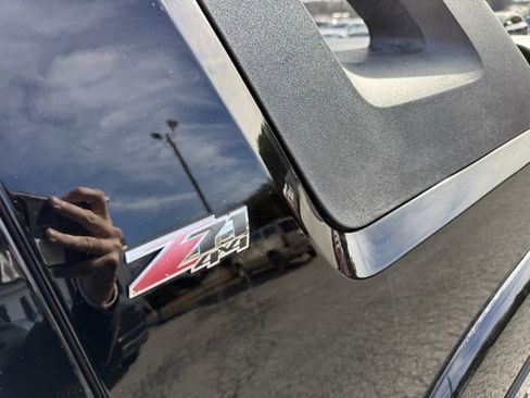 Used 2009 Chevrolet Avalanche LT w/ Luxury Package image 7