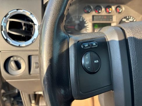 Used 2008 Ford F350 XLT AWD/4WD image 13