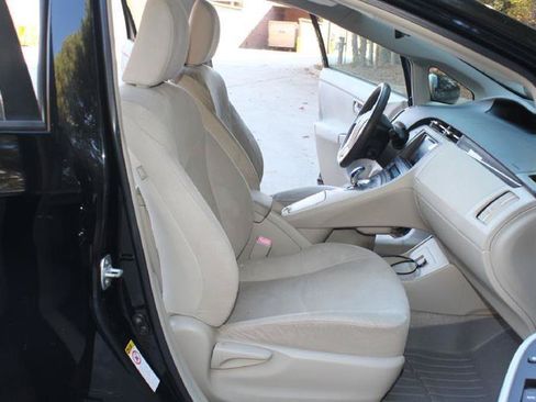 Used 2011 Toyota Prius Two FWD image 7