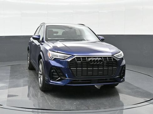 New 2025 Audi Q3 2.0T Premium AWD/4WD image 2