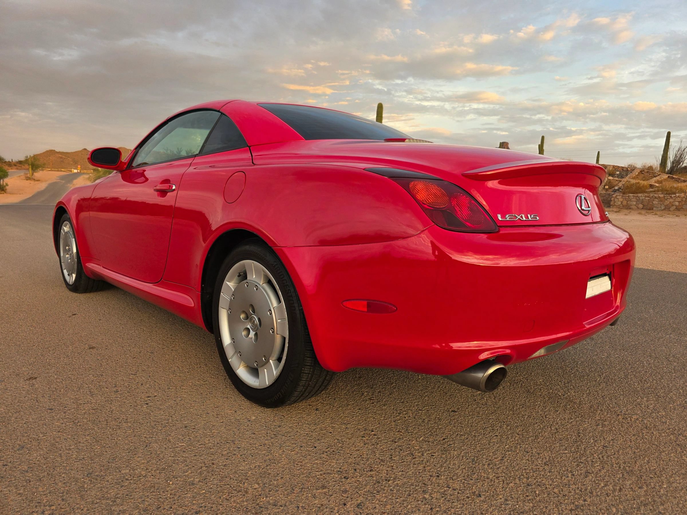 Used 2002 Lexus SC 430 Convertible RWD image 3