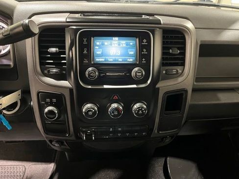 Used 2018 RAM 2500 Tradesman w/ Chrome Appearance Group AWD/4WD image 28