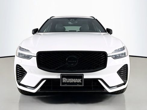 New 2026 Volvo XC60 T8 Ultra w/ Climate Package PRO image 2