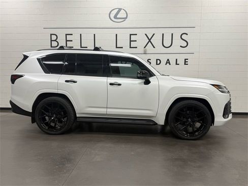 New 2026 Lexus LX 600 4WD w/ Luxury Package image 3
