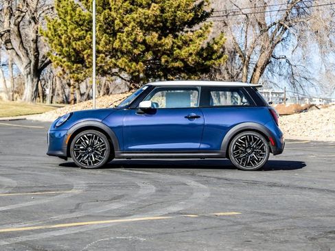 New 2026 MINI Cooper S FWD image 2