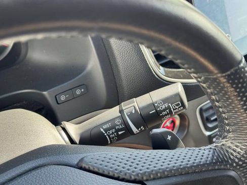 Used 2025 Honda Passport EX-L image 29