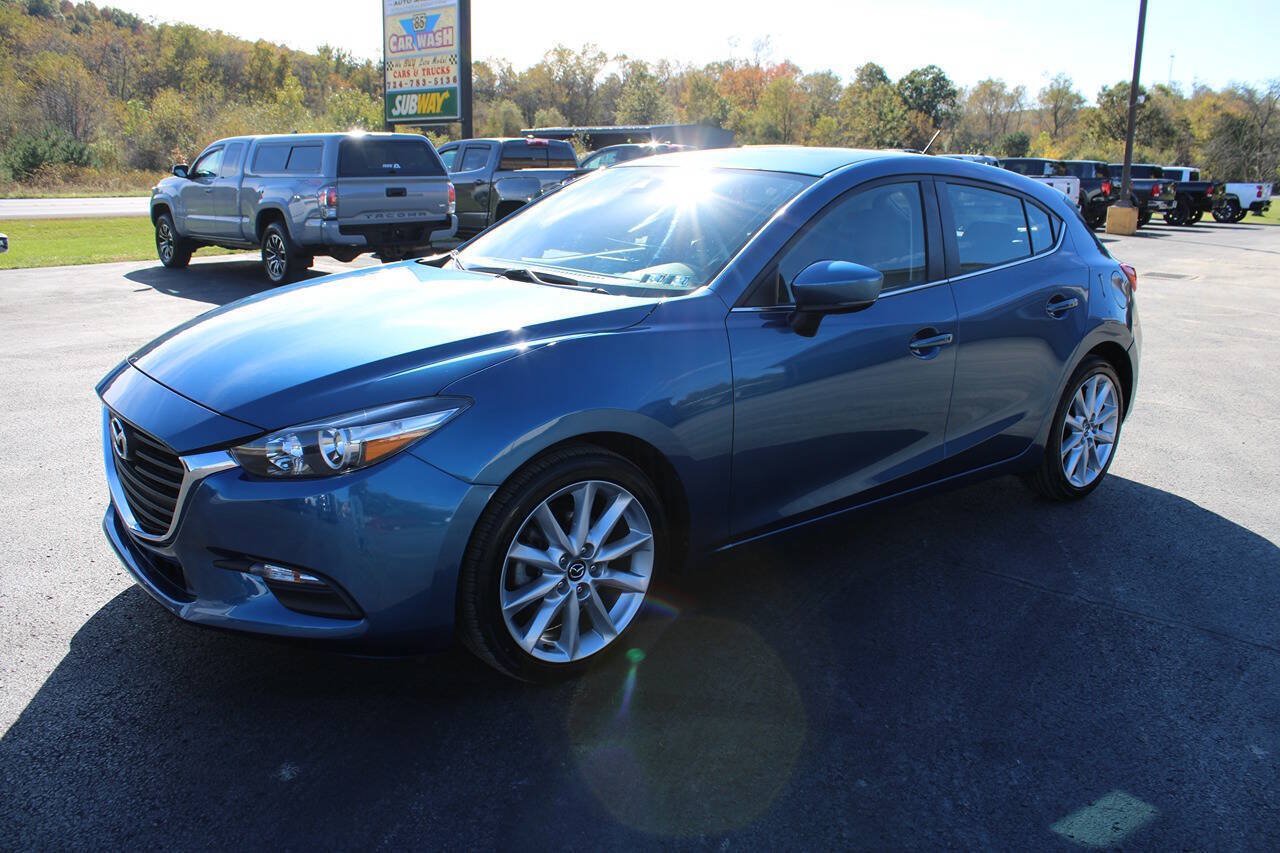 Used 2017 MAZDA MAZDA3 Touring FWD image 1