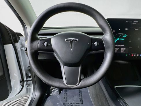 Used 2021 Tesla Model Y 2WD image 18