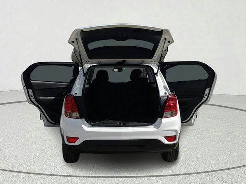 Used 2020 Chevrolet Trax LS w/ Tint and Cruise Package image 12