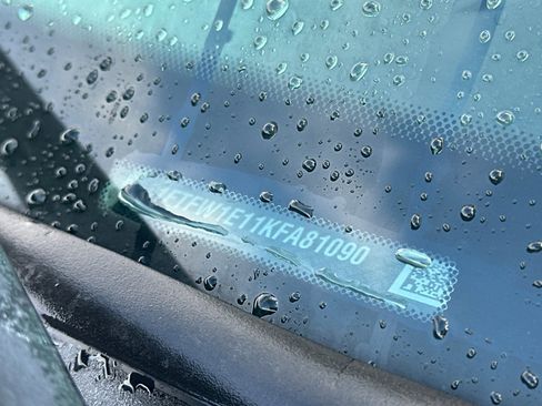 Used 2019 Ford F150 Lariat w/ Equipment Group 502A Luxury image 3