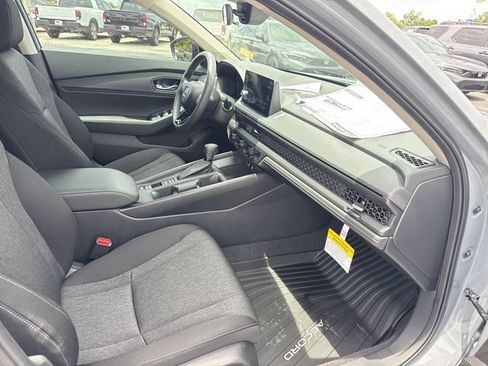New 2026 Honda Accord SE image 18