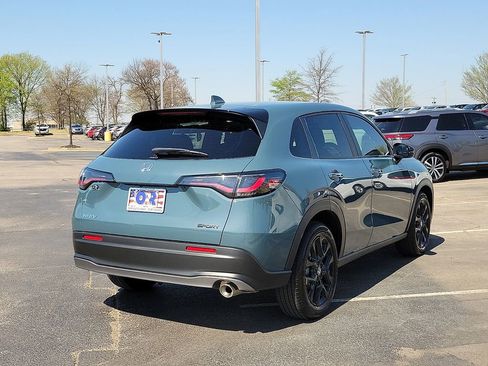 Used 2025 Honda HR-V Sport image 5