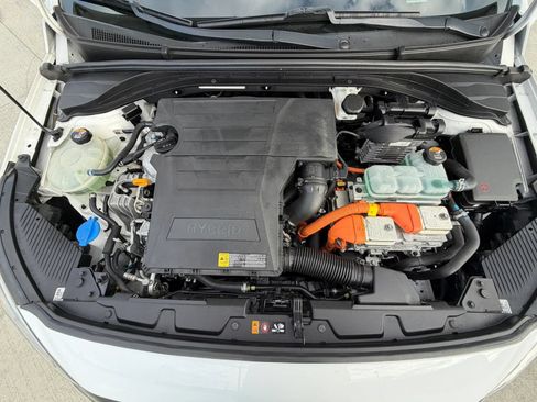 Used 2019 Hyundai Ioniq Blue FWD image 41
