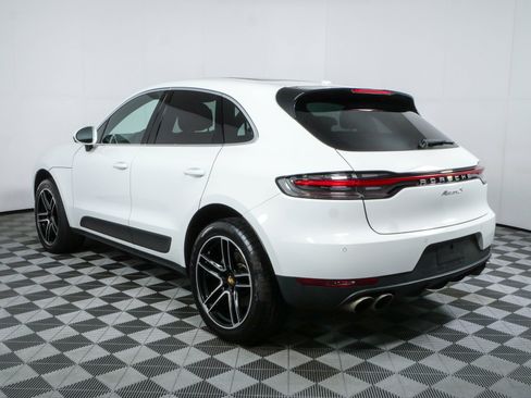 Certified 2021 Porsche Macan S AWD/4WD image 3