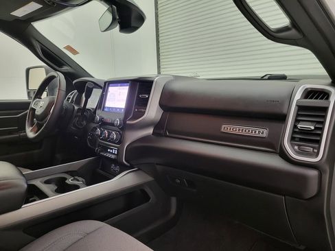 Used 2024 RAM 2500 Big Horn w/ Off Road Package AWD/4WD image 39