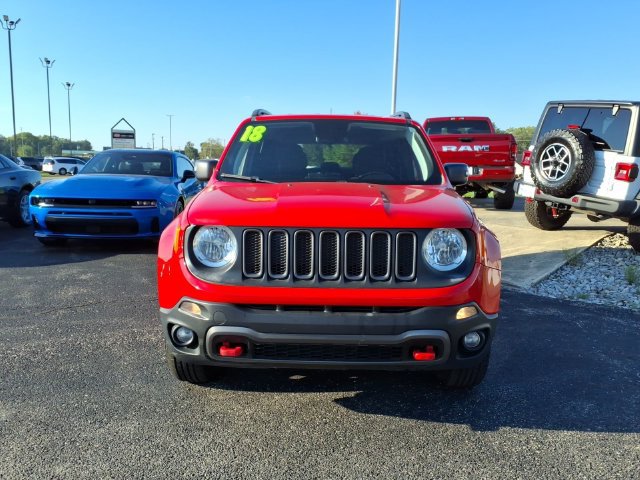 Used 2018 Jeep Renegade Trailhawk w/ Cold Weather Group II AWD/4WD image 2