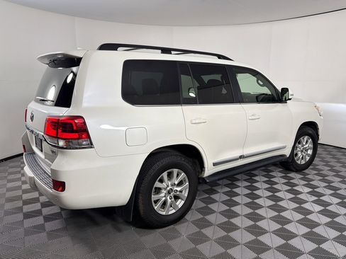 Used 2016 Toyota Land Cruiser AWD/4WD image 9