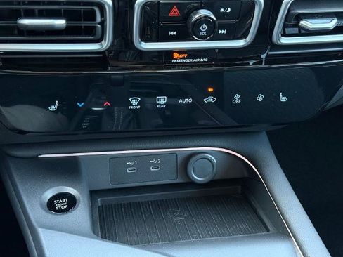 New 2026 Nissan Sentra SV w/ SV Convenience Package FWD image 25