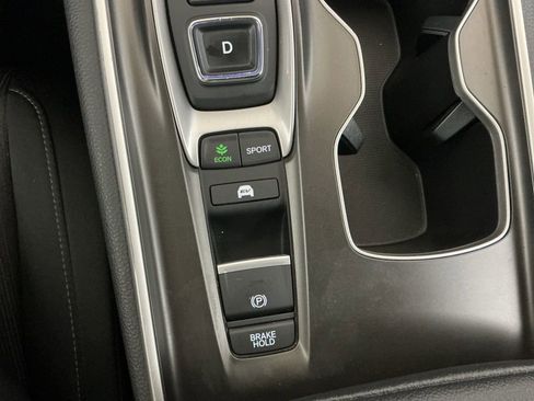 Used 2021 Honda Accord Hybrid image 14