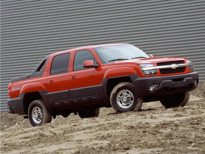 Used 2005 Chevrolet Avalanche Z71 w/ Sun And Sound Package