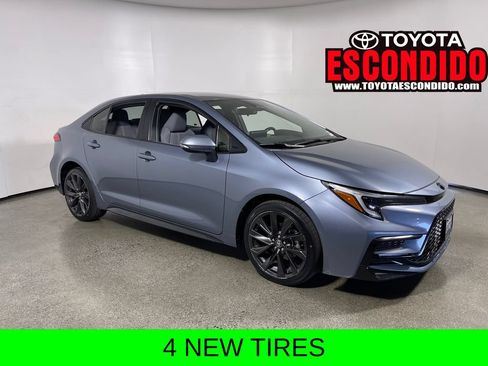 Certified 2024 Toyota Corolla SE FWD image 1