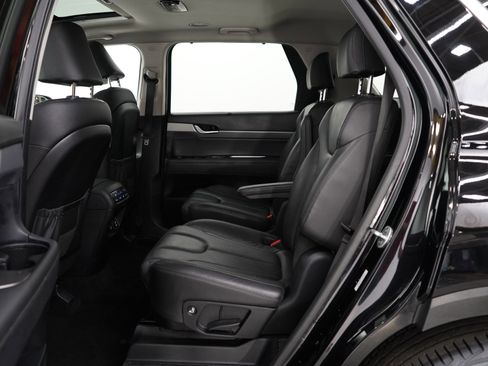 Used 2022 Hyundai Palisade SEL w/ Premium Package image 19
