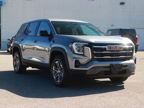 Used 2025 GMC Terrain Elevation AWD/4WD image 3