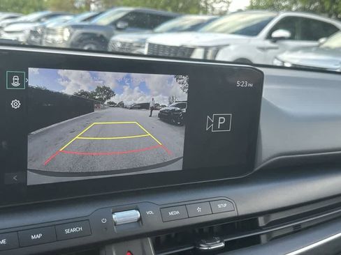 Certified 2025 Kia K4 FWD image 19