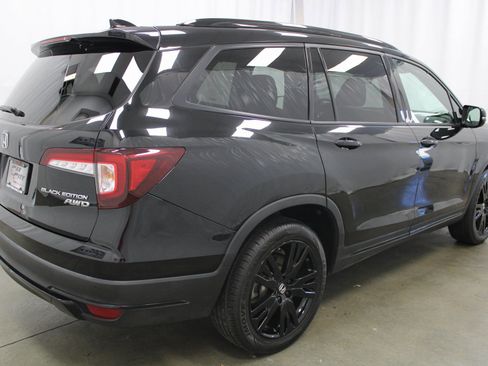 Used 2022 Honda Pilot Black Edition image 6