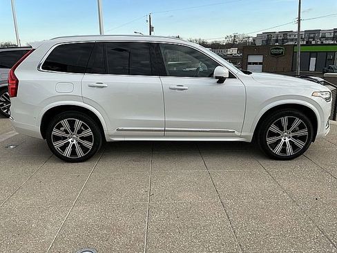 Used 2024 Volvo XC90 T8 Ultimate w/ Protection Package Premier image 7