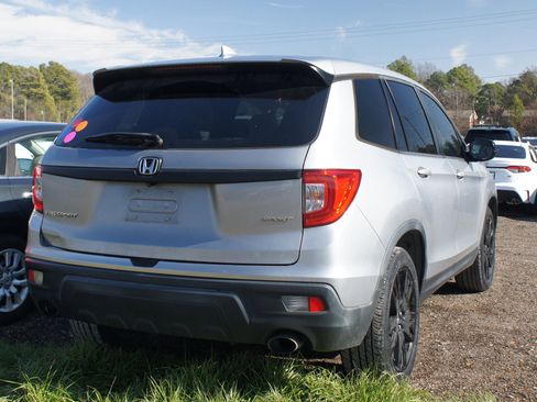 Used 2019 Honda Passport Sport image 5