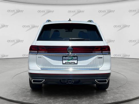 Used 2026 Volkswagen Atlas SEL AWD/4WD image 6