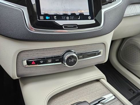 Certified 2025 Volvo XC90 B6 Plus w/ Protection Package Premier AWD/4WD image 27