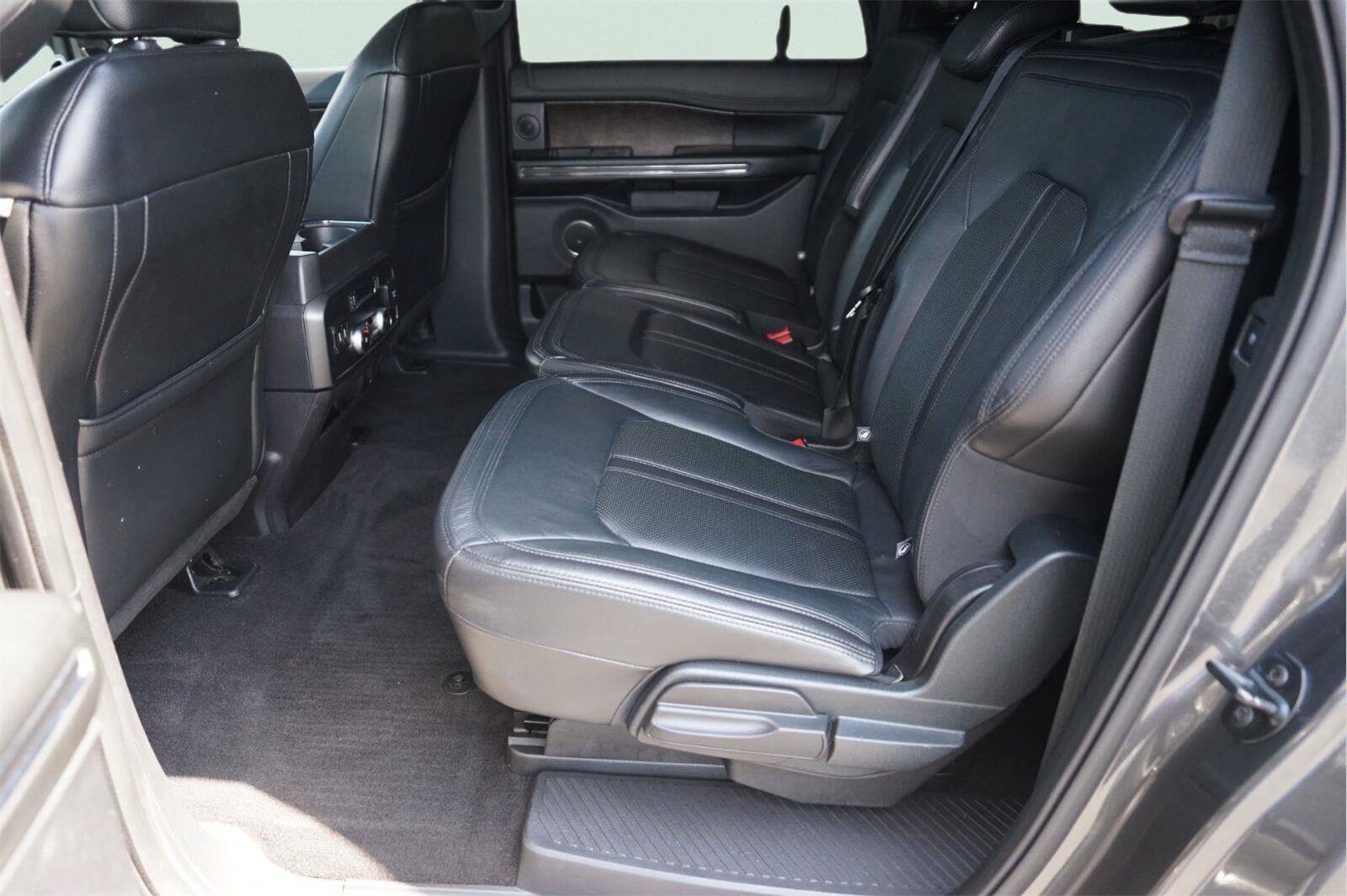 Used 2019 Ford Expedition Max Limited w/ Equipment Group 301A AWD/4WD image 13