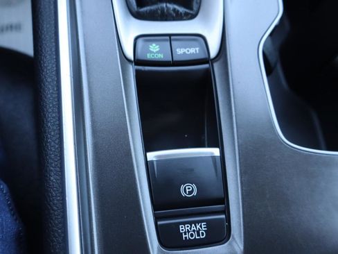 Used 2019 Honda Accord Sport image 17