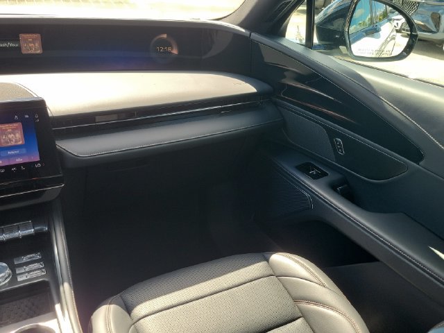 Certified 2024 Lincoln Nautilus Premier w/ Jet Appearance Package AWD/4WD image 20