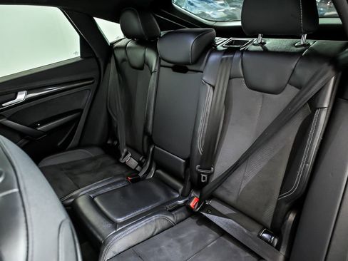 Used 2022 Audi SQ5 Premium image 15