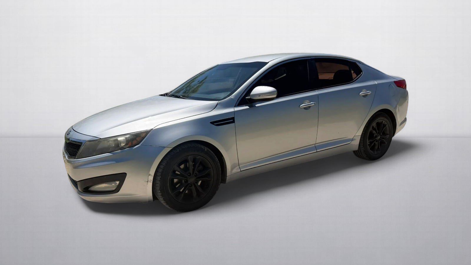 Used 2013 Kia Optima LX FWD image 2