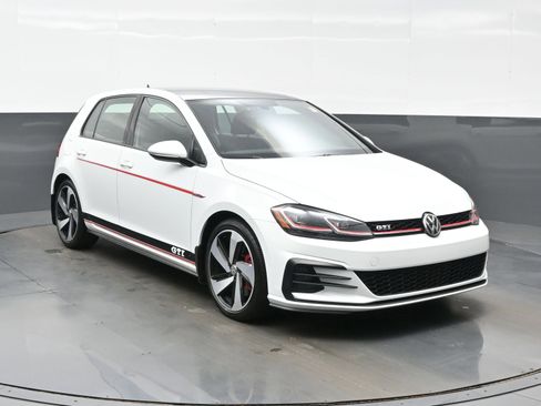 Used 2018 Volkswagen GTI SE FWD image 8