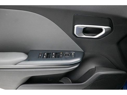 New 2025 Kia K4 image 14