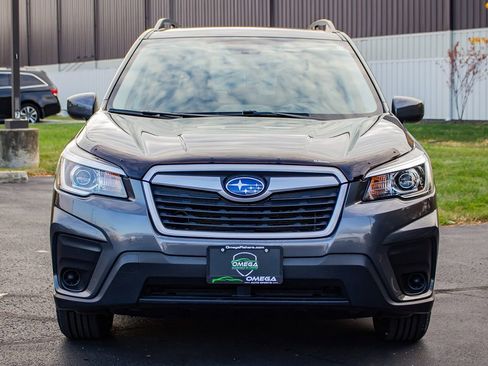 Used 2020 Subaru Forester Premium image 2