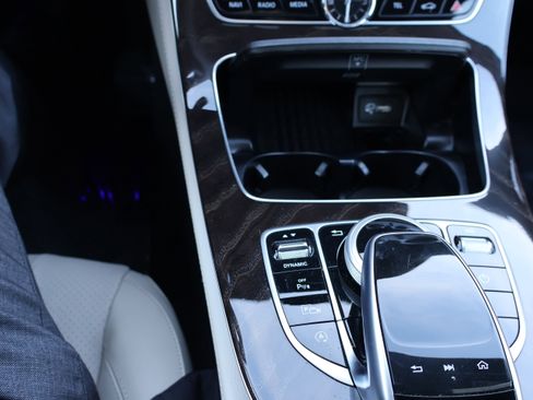 Certified 2020 Mercedes-Benz E 350 Sedan image 38