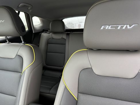 New 2025 Chevrolet Trax ACTIV w/ Driver Confidence Package image 16