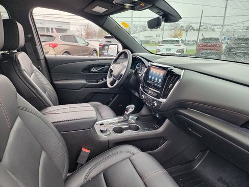 Certified 2023 Chevrolet Traverse RS image 28